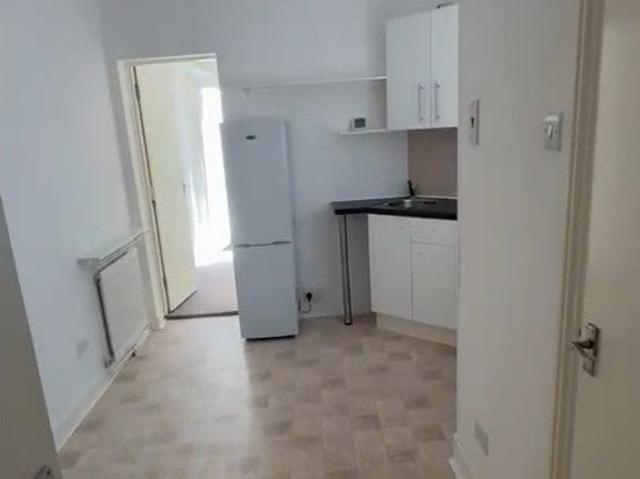Flat for rent in Glyndon, Shooters Hill