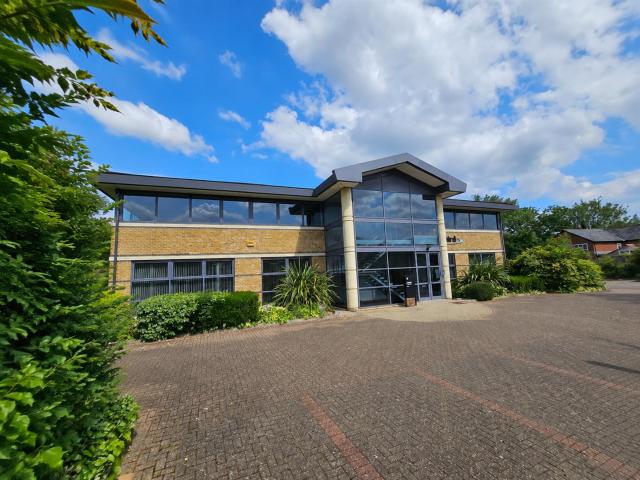 Flat for rent in Wooburn, Berghers Hill