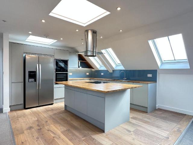 Flat for rent in Horsham, West Sussex