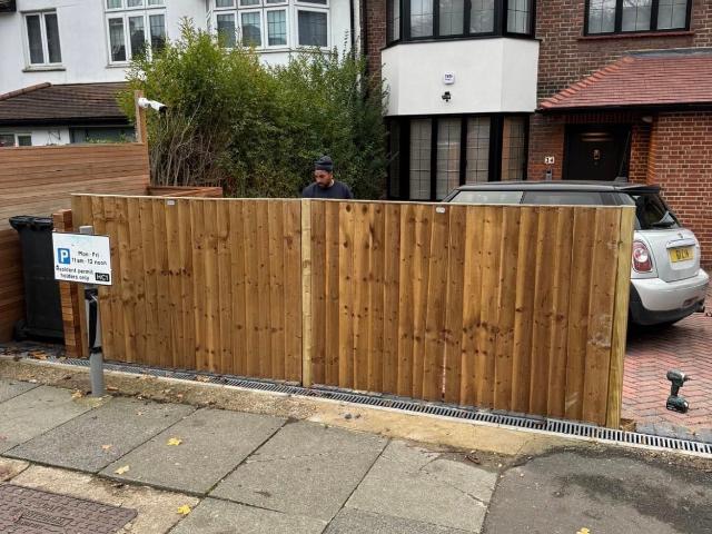 Flat for rent in Hendon Central, Greater London