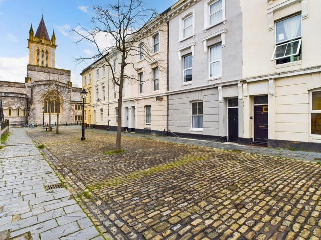 Flat for rent in Stonehouse, Mount Wise
