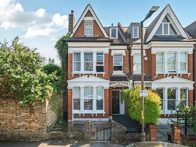 Flat for rent in Dulwich Village, Greater London