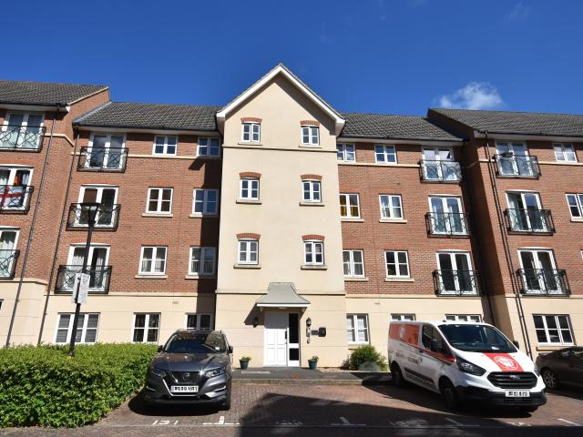 Flat for rent in Aylesbury, Walton