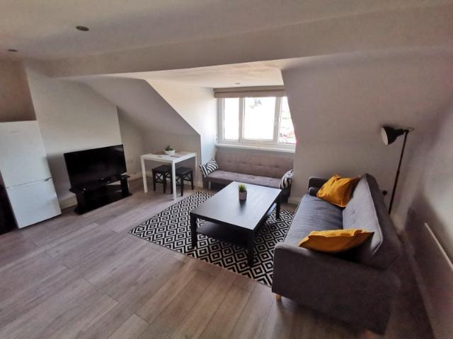 Flat for rent in East End Park, Leeds