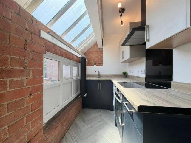 Flat for rent in St Matthew's, Old Wharf