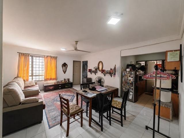 Apartment for sale in Petaling, Damansara Damai