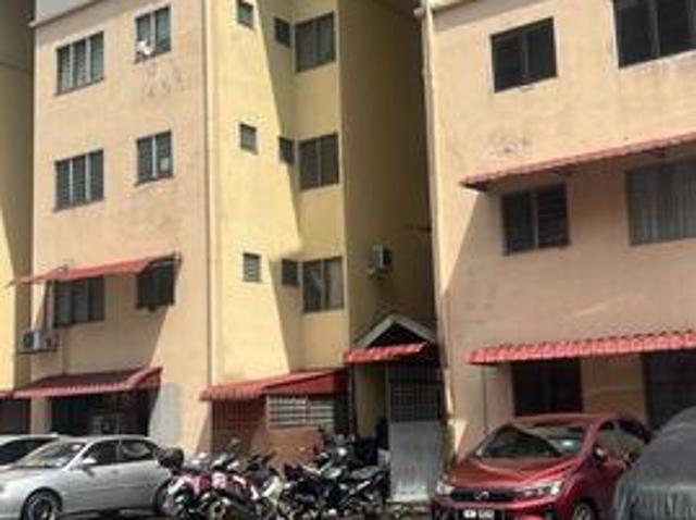Apartment for sale in Sendayan Village, Negeri Sembilan