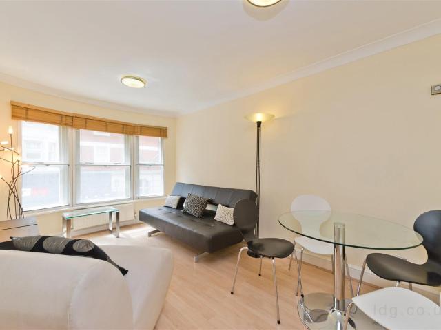 Apartment for rent in Saint Giles, Bloomsbury