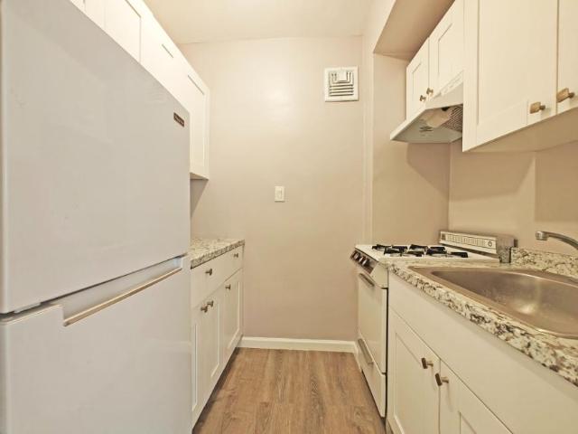 Apartment for sale in Arverne, New York