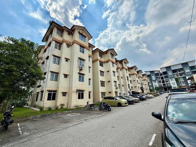 Flat for sale in Nilai, Negeri Sembilan
