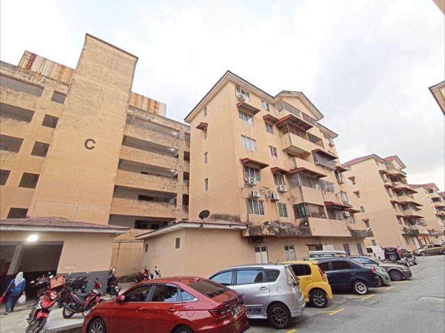 Apartment for sale in Port Klang, Selangor
