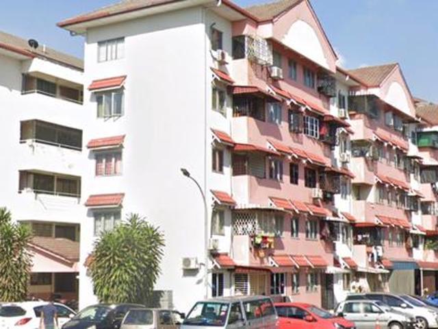 Apartment for sale in Langat, Selangor