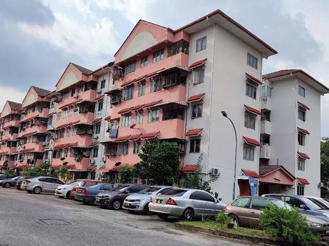 Apartment for sale in Langat, Selangor