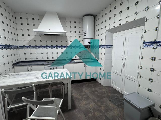 Apartamento en alquiler en Santiago, Cáceres