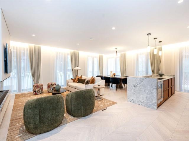 Apartment for rent in Mayfair, Greater London