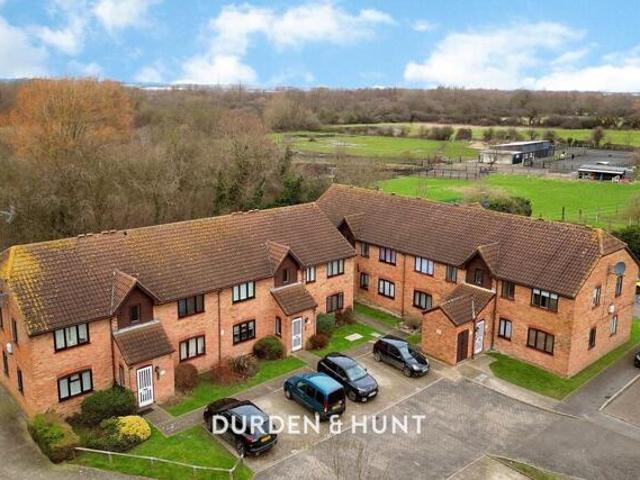 Apartment for sale in Chingford, Waltham Abbey