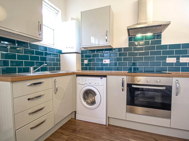 Apartment for rent in Hyde Park, West Yorkshire