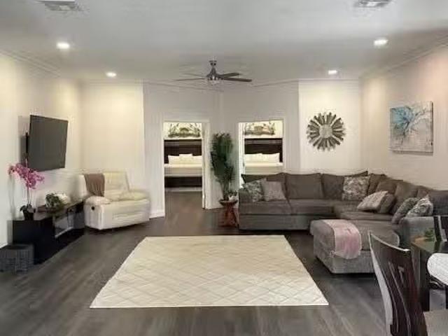 Condo for rent in Melbourne