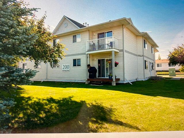 Condo for sale in Spruce Grove, Alberta