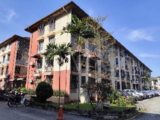 Apartment for sale in Country Heights Damansara, Kuala Lumpur