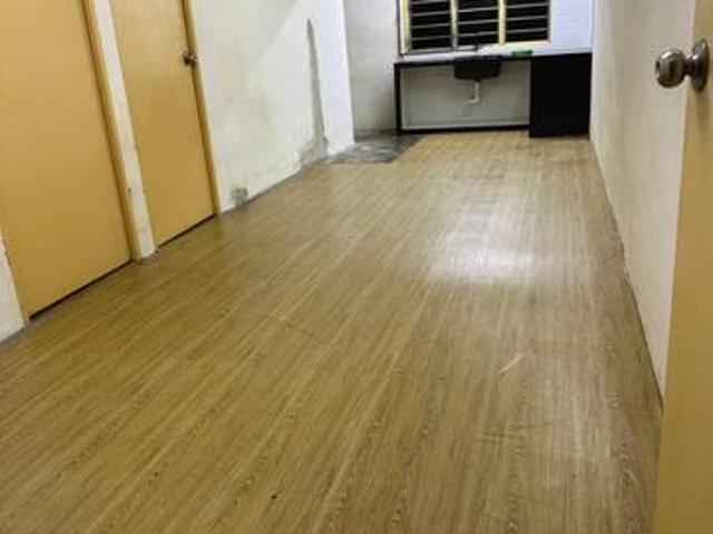 Flat for sale in Wellesley, Penang