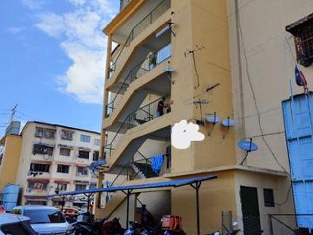 Apartment for sale in Country Heights Damansara, Kuala Lumpur