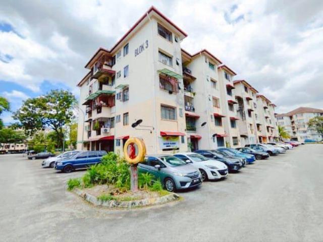 Apartment for sale in Seksyen U3, Shah Alam
