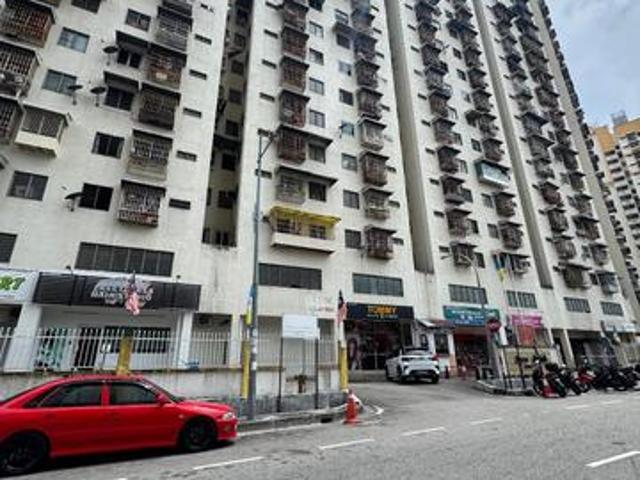 Apartment for sale in Mukim 13, Georgetown