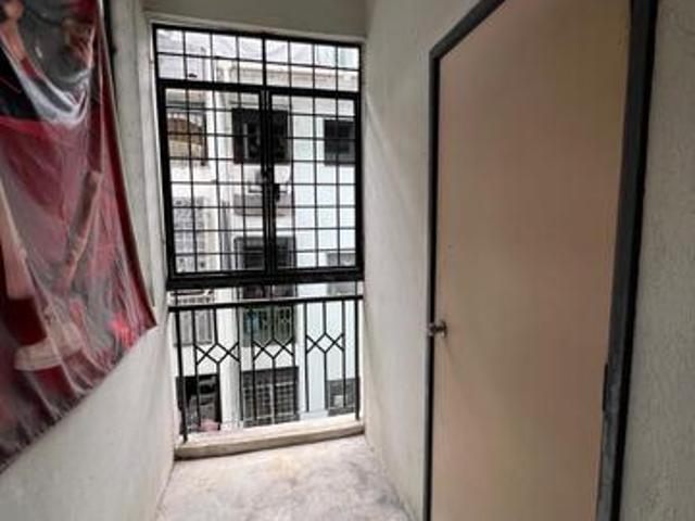 Apartment for sale in Kajang, Langat