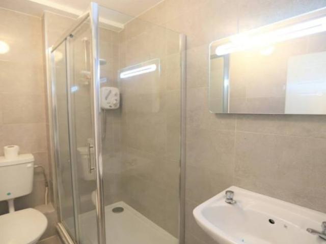 Apartment to rent in Bluebell, North Tipperary