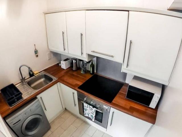 Apartment to rent in Bluebell, North Tipperary