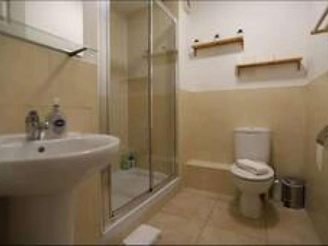 Apartment to rent in Bluebell, North Tipperary