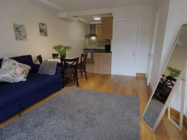 Apartment to rent in Bluebell, North Tipperary