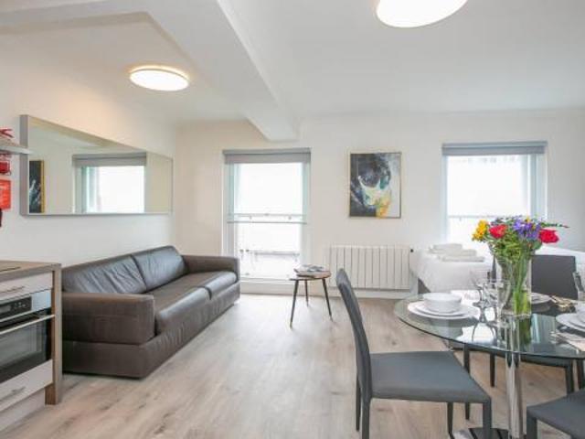 Apartment to rent in Bluebell, North Tipperary