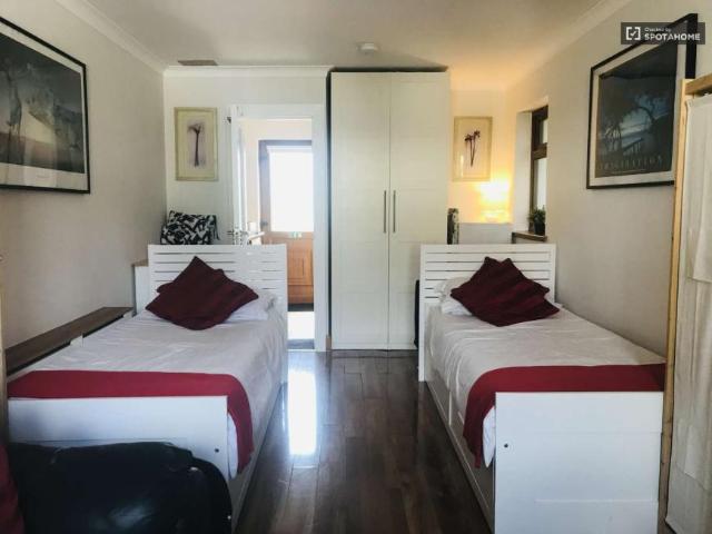 Apartment to rent in Bluebell, North Tipperary