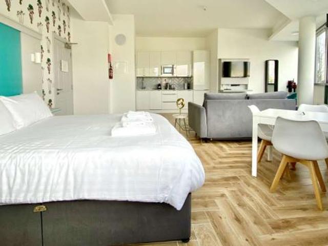 Apartment to rent in Bluebell, North Tipperary