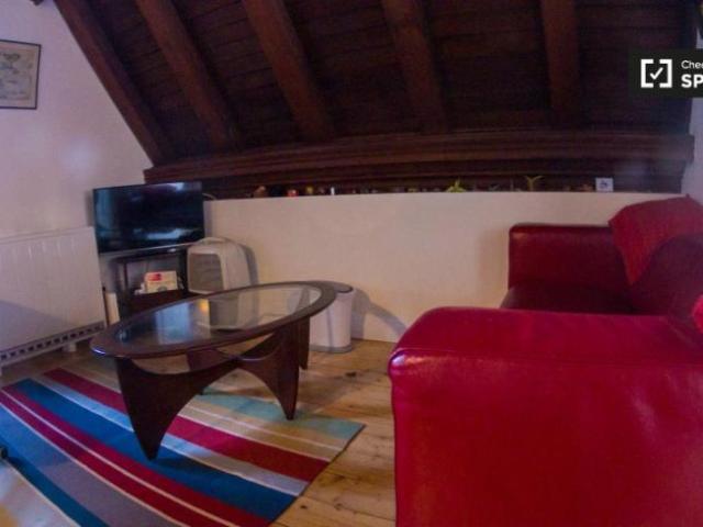Apartment to rent in Bluebell, North Tipperary