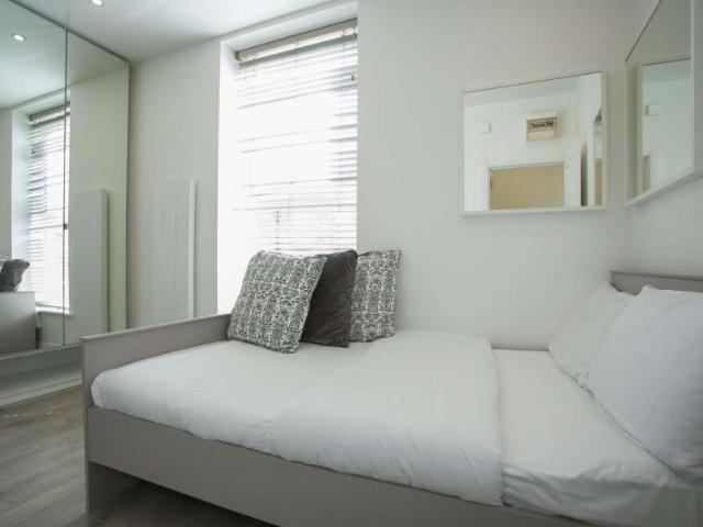 Apartment to rent in Bluebell, North Tipperary
