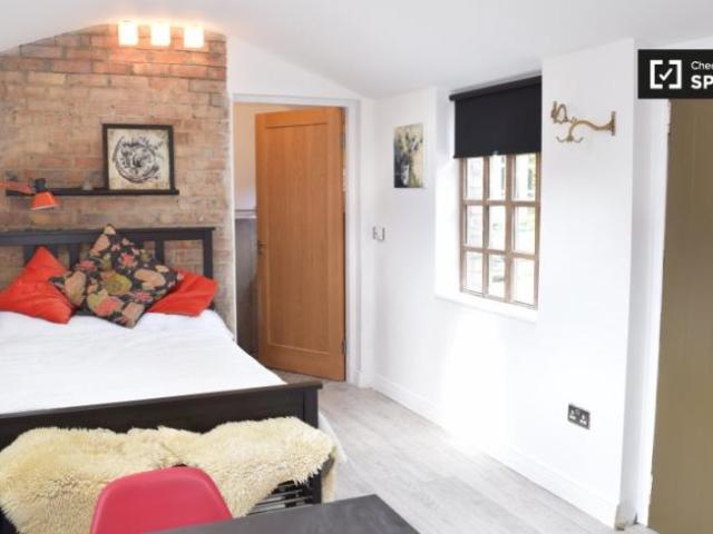 Apartment to rent in Bluebell, North Tipperary