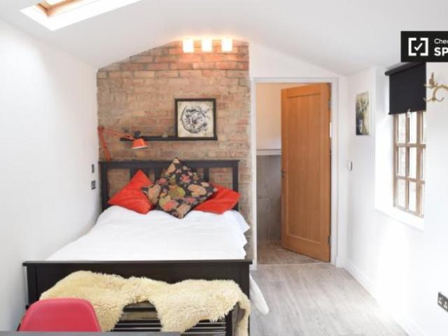 Apartment to rent in Bluebell, North Tipperary