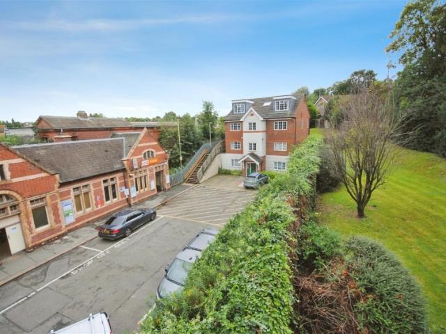 Apartment for rent in Watford Heath, North Watford