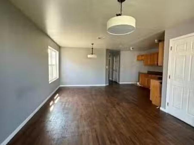 Condo for rent in Elizabeth