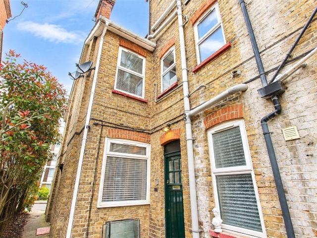 Apartment for rent in Leigh on Sea, Southend-on-Sea