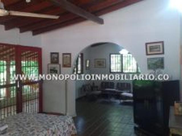Apartamento en arriendo en Antioquia, La Miranda