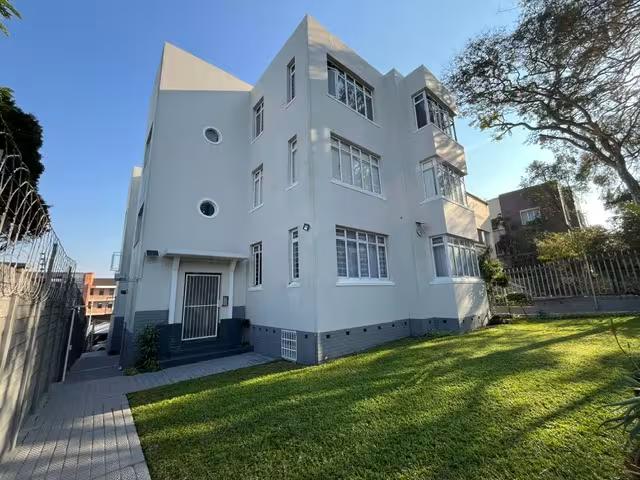 Apartment for sale in Essenwood, Durban