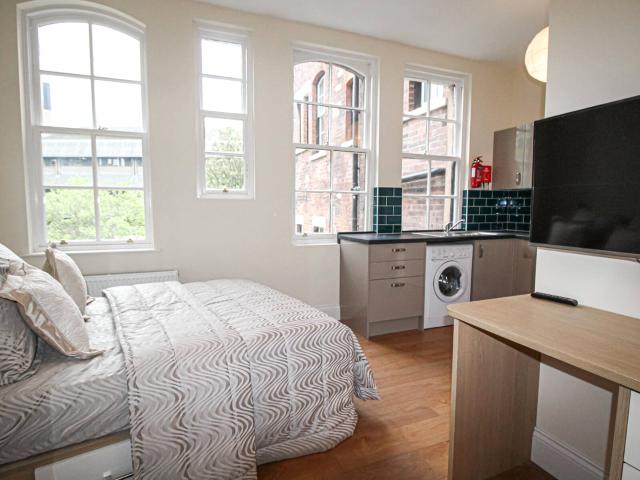 Apartment for rent in Woodhouse, West Yorkshire