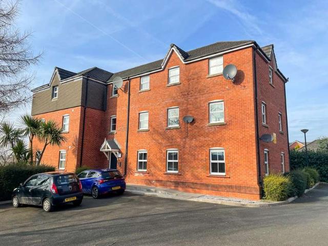 Apartment for sale in Blackford Bridge, Bury