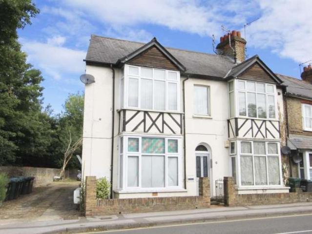 Apartment for sale in Batchworth