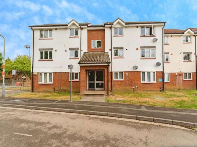 Apartment for sale in West Drayton, Yiewsley