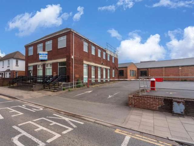 Apartment for sale in Brentingby, Leicestershire